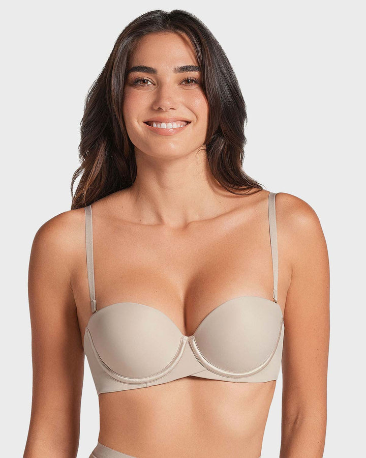 Brasier strapless Magic Up de doble realce que aumenta dos tallas de copa