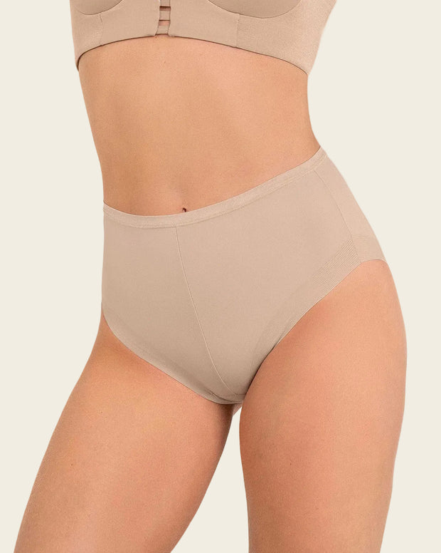 Panty clásico invisible con ajuste perfecto