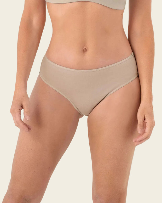 Paquete x 3 panties tipo bikini con buen cubrimiento