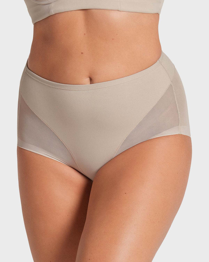 Panty clásico invisible con tul