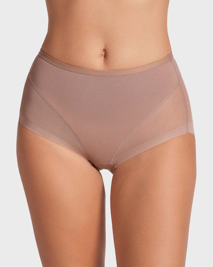 Panty clásico invisible con tul