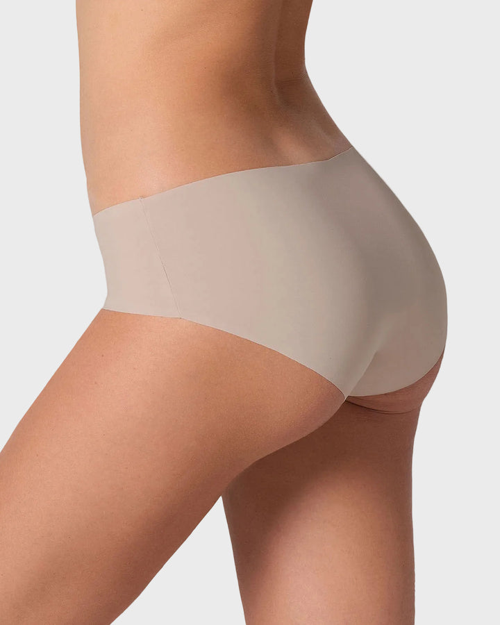 Panty hípster invisible ultraplano sin elásticos y de pocas costuras
