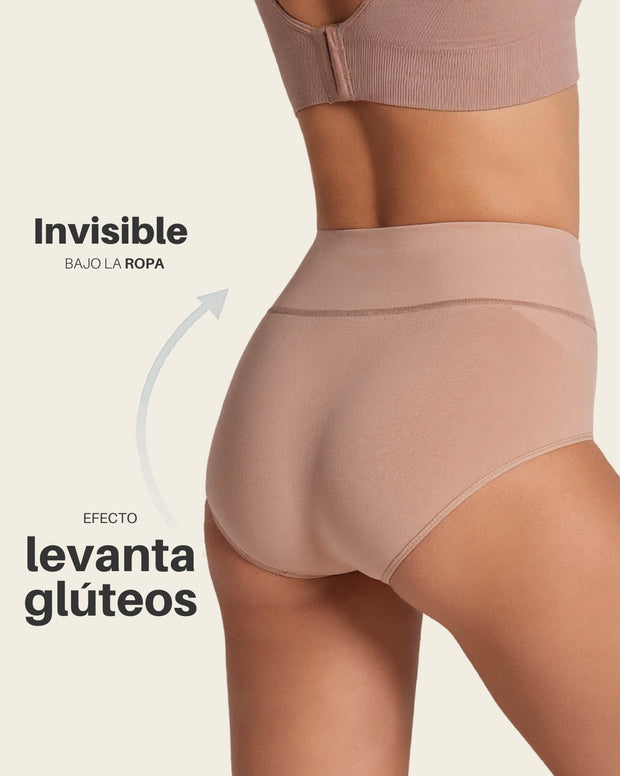 Panty faja de compresión moderada tiro alto en SkinFuse®