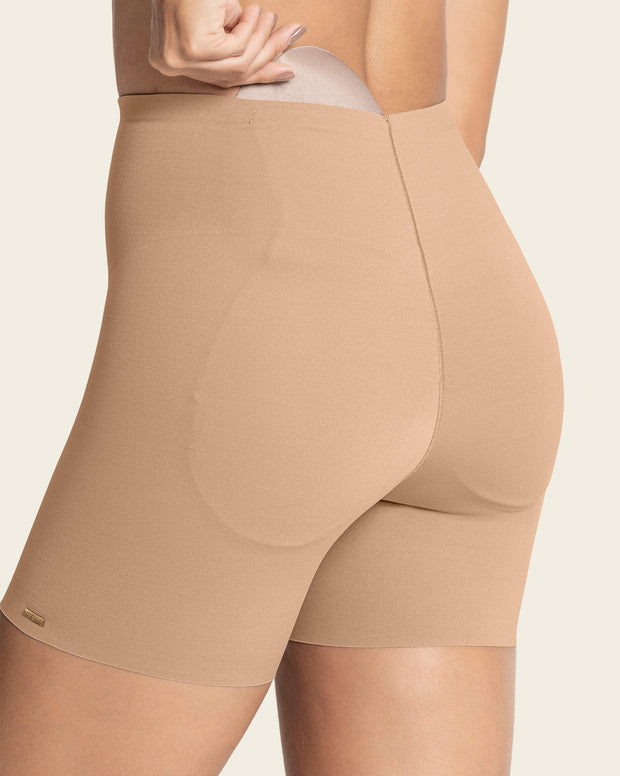 Short de control con almohadillas removibles levanta glúteos