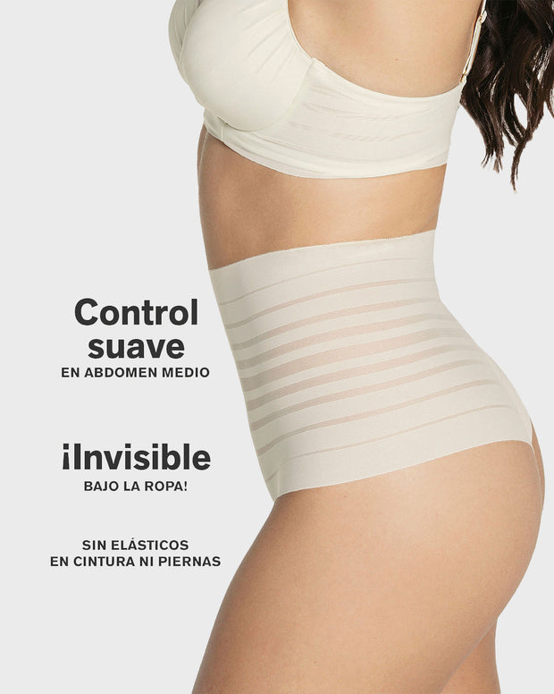 Panty brasilera tiro alto de control suave de abdomen