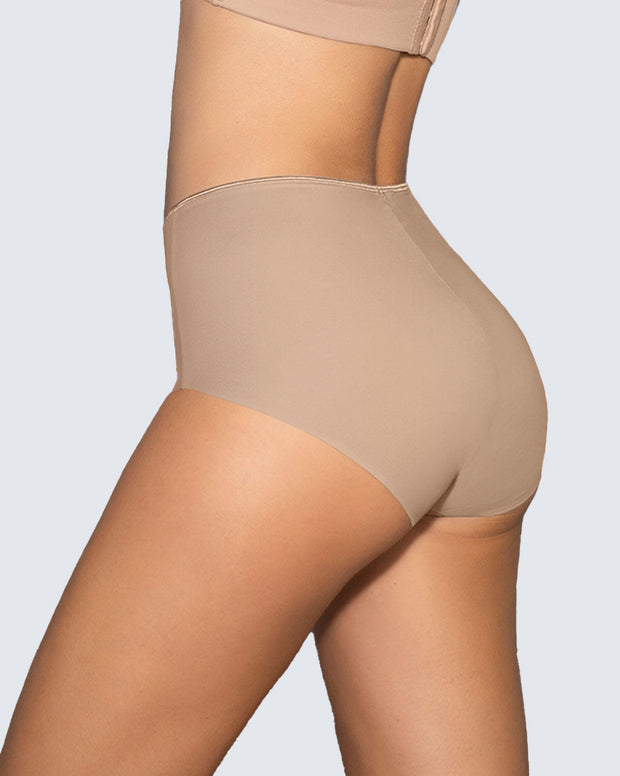 Panty clásico efecto invisible de control fuerte en abdomen