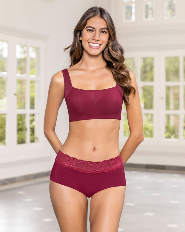Panty hípster en tela ultraliviana con franja de encaje