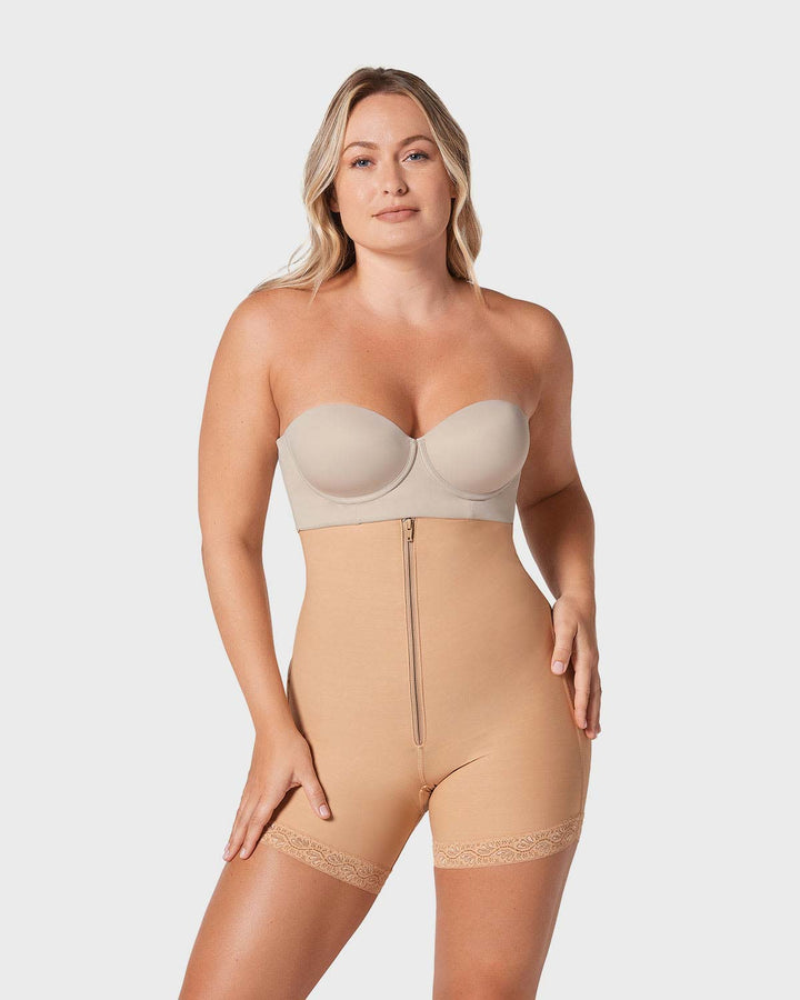 Faja corta con realce de glúteos