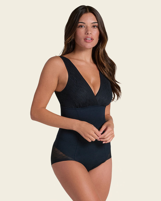 Faja tipo body de control de abdomen, bralette incorporado