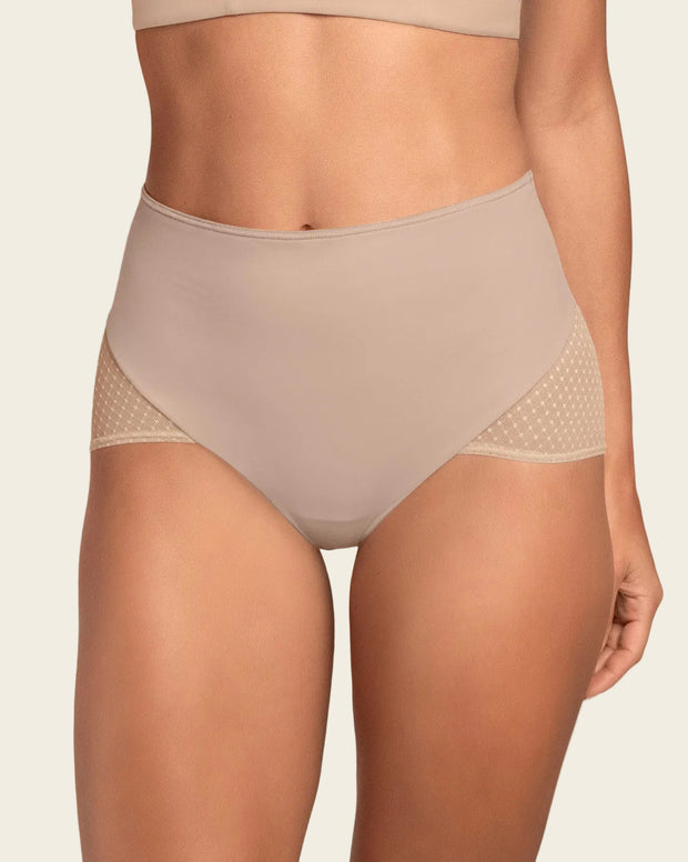 Panty hípster de compresión fuerte de abdomen y glúteos en tul