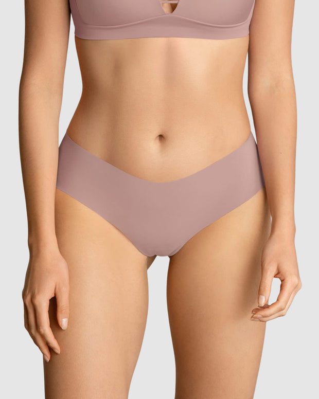 Panty cachetero con doble capa de tul en glúteos