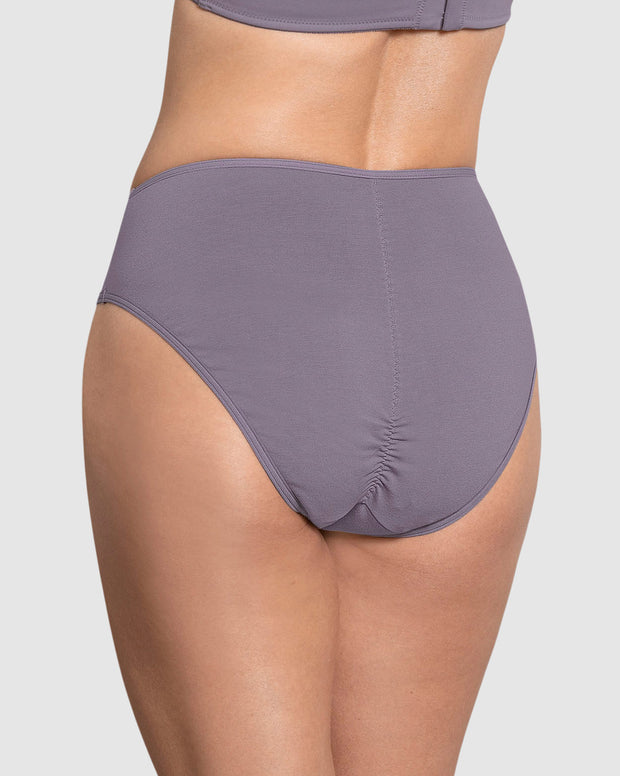 Paquete x 3 panties tipo bikini con buen cubrimiento