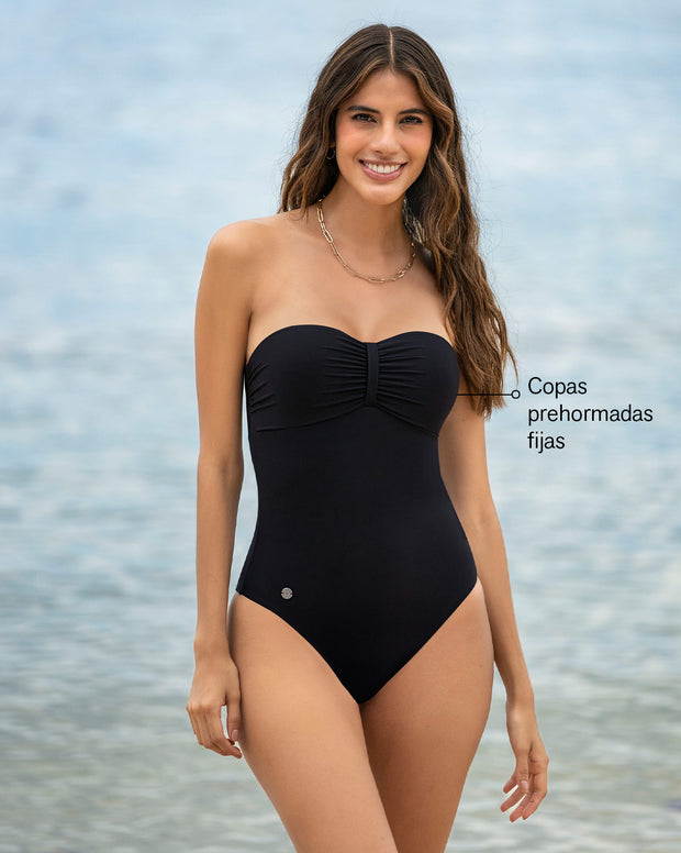 Traje de baño entero con espalda ajustable