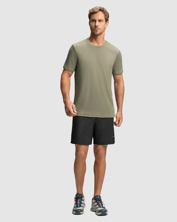 Camiseta deportiva masculina semiajustada de secado rápido