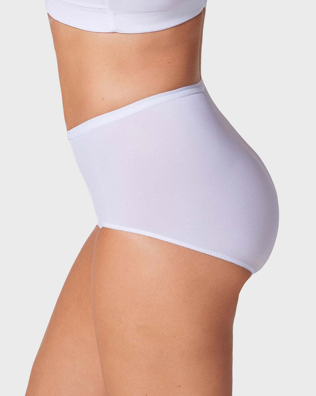 Panty clásico de control suave con excelente modelación