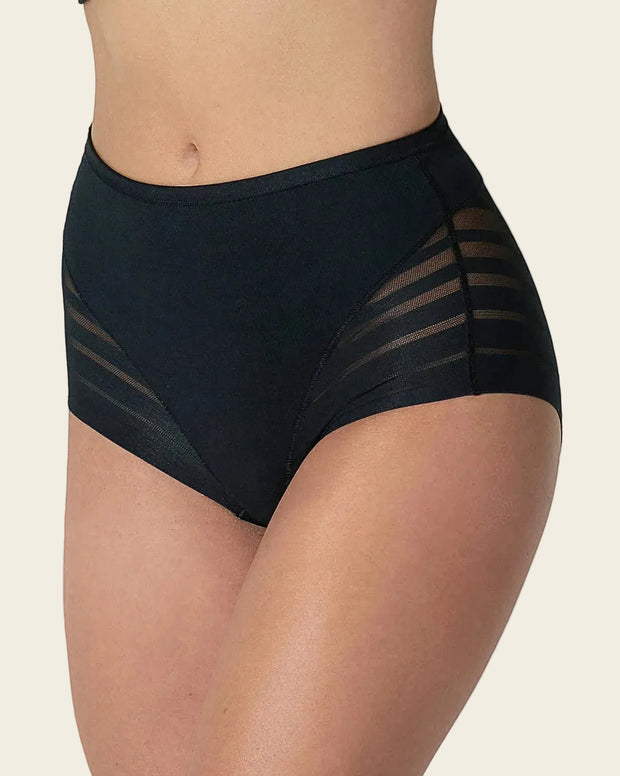 Natural Support Bra + Stripe Undetectable Panty en Negro