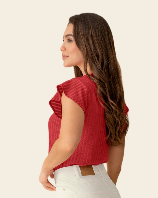 Camiseta con mangas acampanadas
