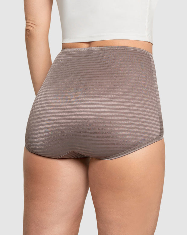 Panty clásico con máximo cubrimiento