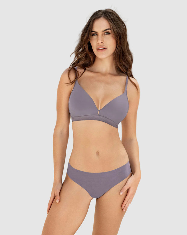 Panty brasilera invisible ultraplano sin elásticos y de pocas costuras