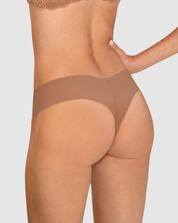 Panty brasilera invisible ultraplano sin elásticos y de pocas costuras