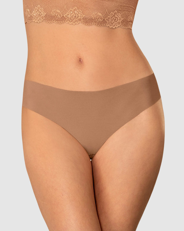 Panty brasilera invisible ultraplano sin elásticos y de pocas costuras