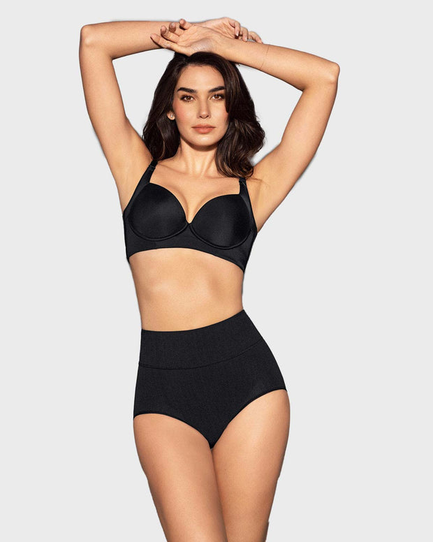 Panty faja de control moderado tiro alto en SkinFuse®