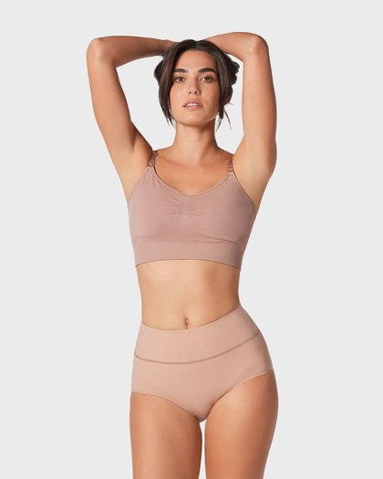 Panty faja de compresión moderada tiro alto en SkinFuse®#color_852-cafe-medio