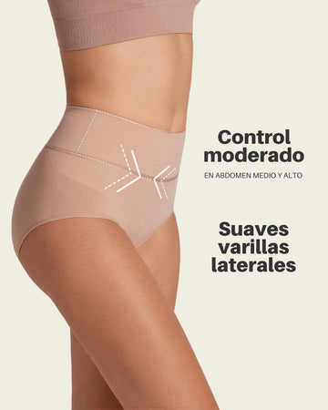 Panty faja de compresión moderada tiro alto en SkinFuse®#color_852-cafe-medio