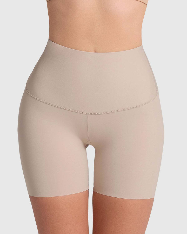 Short de compresión de abdomen y cintura que disimula la celulitis