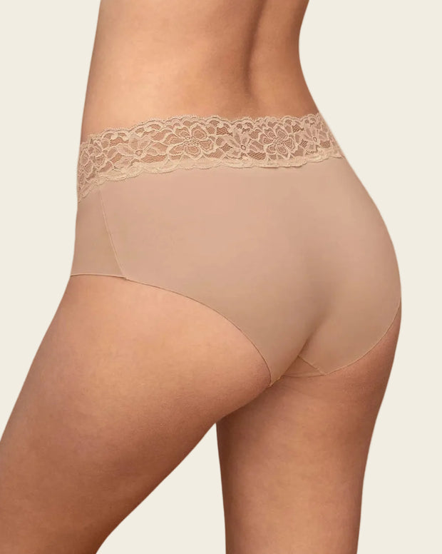 Panty hípster en tela ultraliviana con franja de encaje