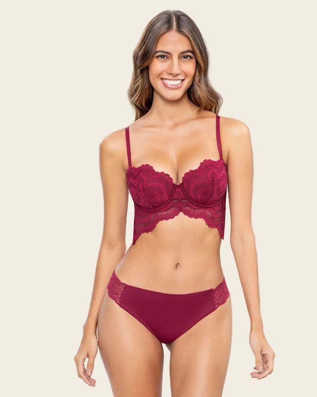 Brasilera invisible con toques de encaje en laterales