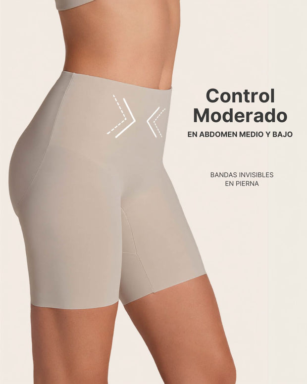 Panty short invisible de control moderado con realce de glúteos