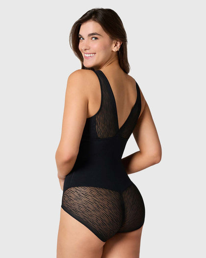 Faja tipo body de compresión de abdomen, bralette incorporado