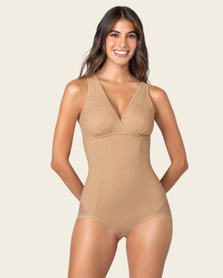 Faja tipo body con bralette incorporado con compresión de abdomen#color_801-cafe-medio