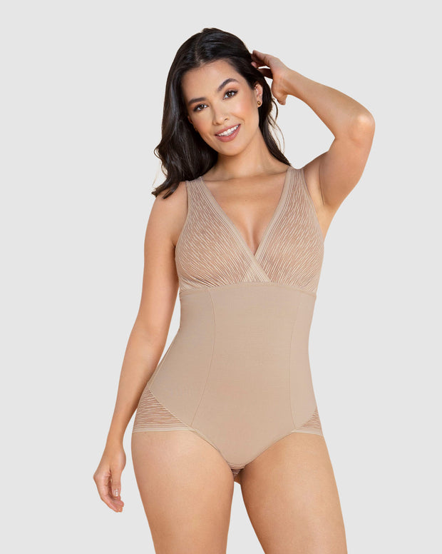 Faja tipo body de control de abdomen, bralette incorporado