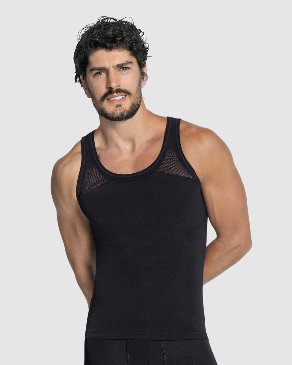 Camiseta ajustada para hombre de compresión suave en microfibra