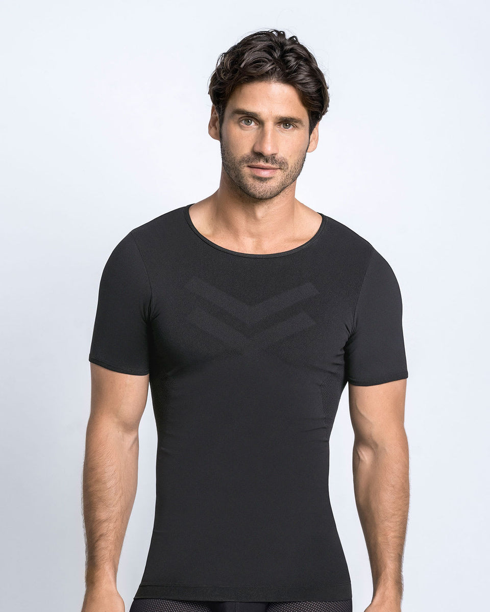 Camiseta de compresión suave en microfibra y tecnología SkinFuse® sin costuras
