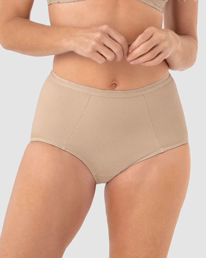 Panty clásico de control suave con excelente modelación