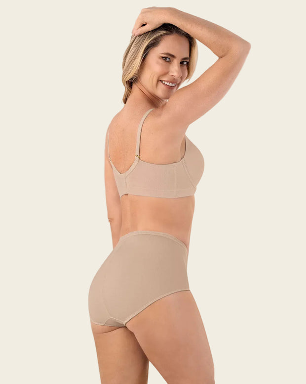 Panty clásico de control suave con excelente modelación