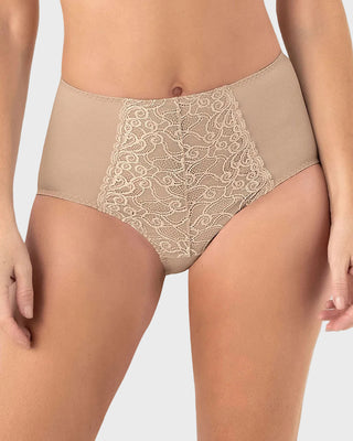Panty clásico de compresión suave con toques de encaje en abdomen#color_802-cafe-claro