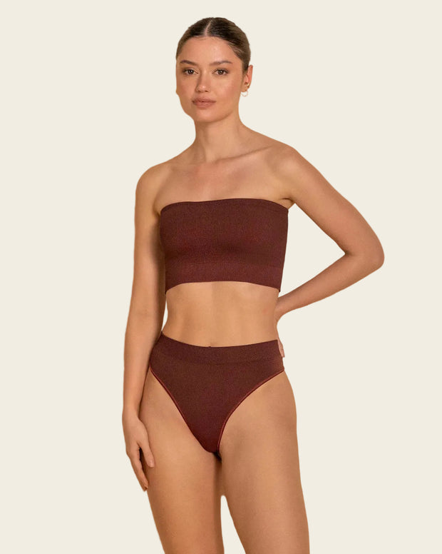 Top strapless sin costuras