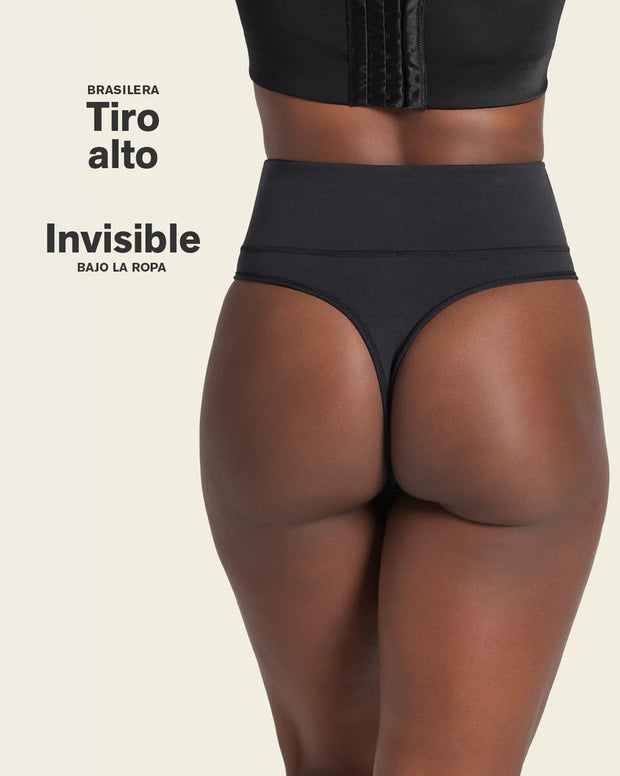 Brasilera de compresión moderada tiro alto en SkinFuse®