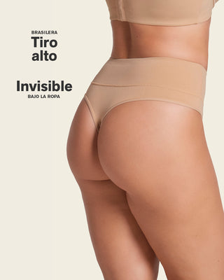 Brasilera de compresión moderada tiro alto en SkinFuse®#color_802-cafe-claro