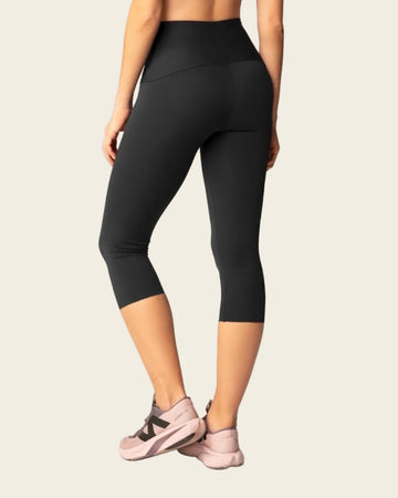 Capri deportivo tiro alto con control de abdomen#color_700-negro