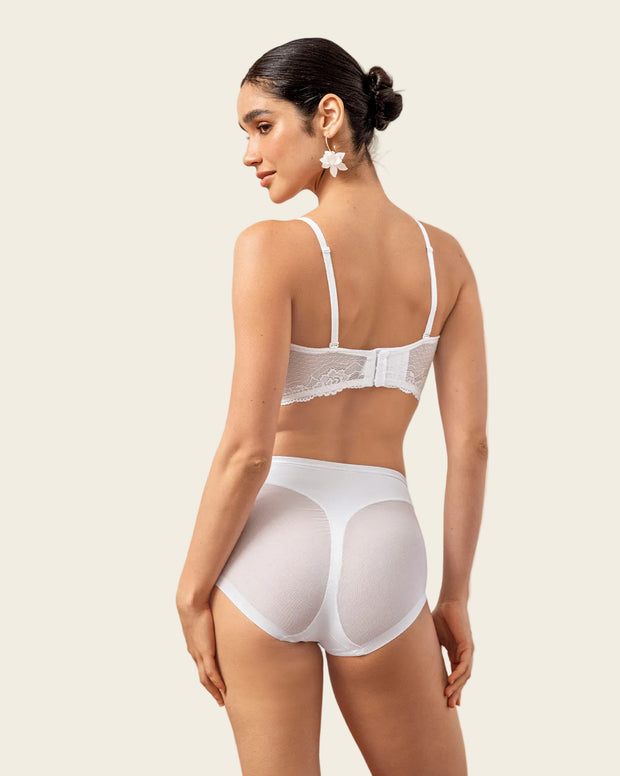 Paquete x 3 panties clásicos invisibles con SmartLace®