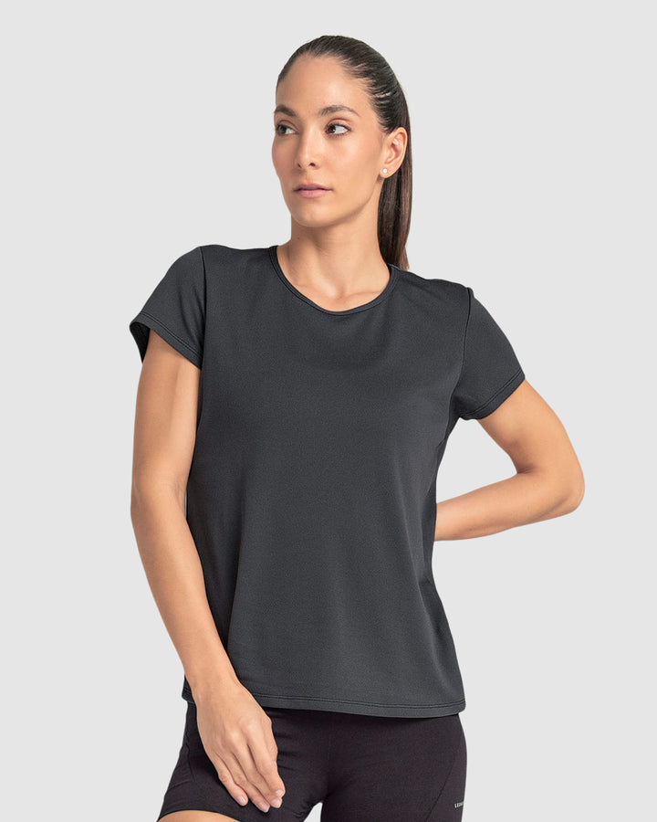 Camiseta deportiva de secado rápido y silueta semiajustada