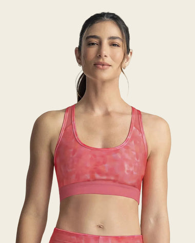 Top deportivo con espalda atlética en material de secado rápido#color_040-estampado-rosado