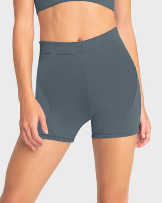 Short corto deportivo ajustado y ligero con cómodo elástico en cintura#color_544-verde