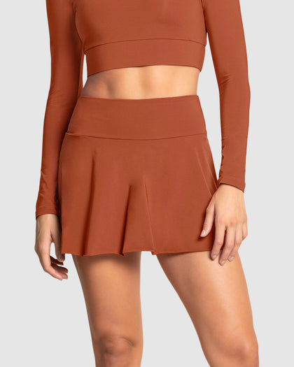 Falda deportiva con short interno con bolsillo