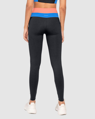 Legging tiro alto compresión en abdomen y muslos con bolsillo lateral#color_700-negro